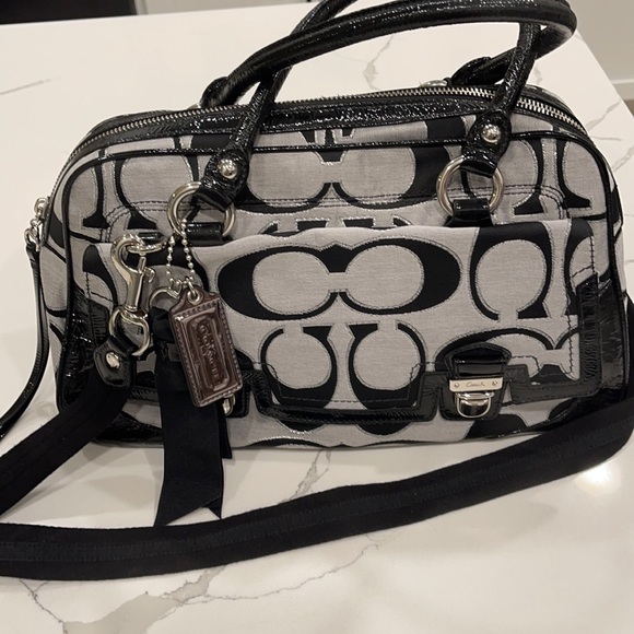 Coach Handbags - Coach handbag